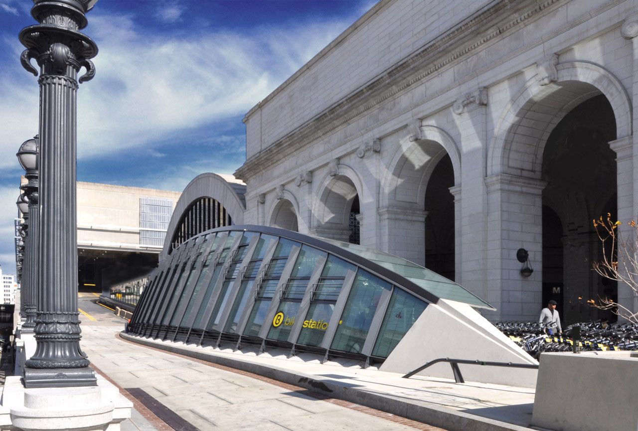 Centre de transit pour bicyclettes de la gare Union