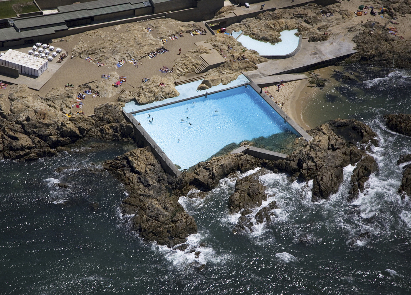 Piscines publiques sur la côte