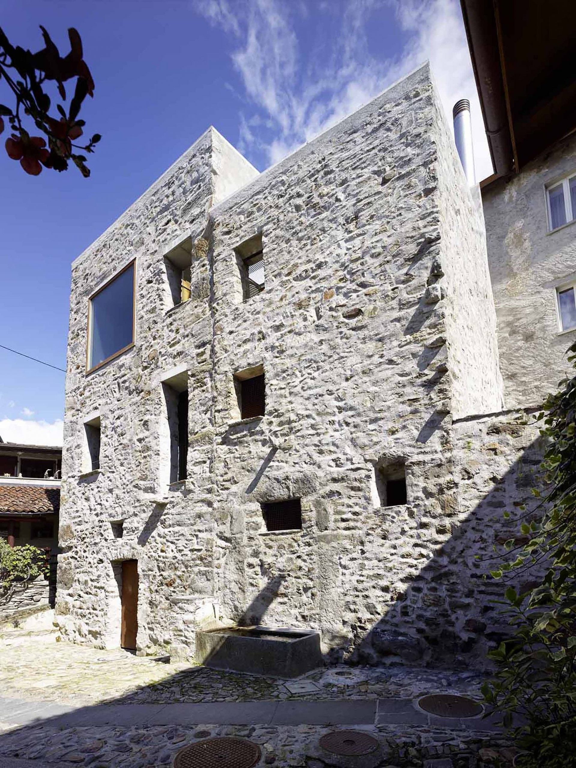 Transformation d’une maison en pierre à Caviano | Wespi de Meuron Romeo architects