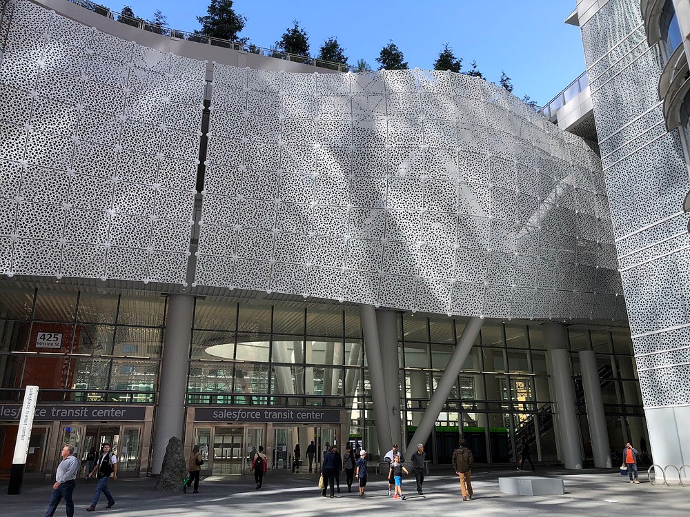 Le Transbay Transit Center, en difficulté, rouvrira en juillet